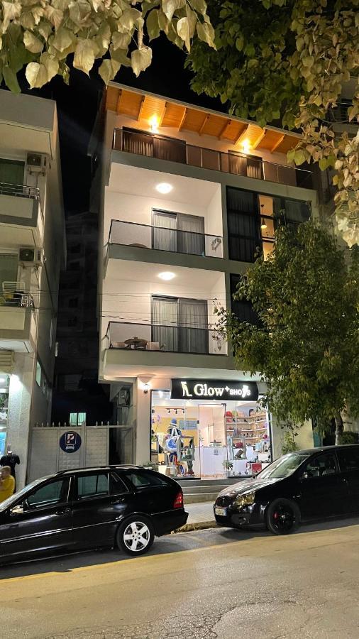 City Glow Apartments Sarandë Esterno foto